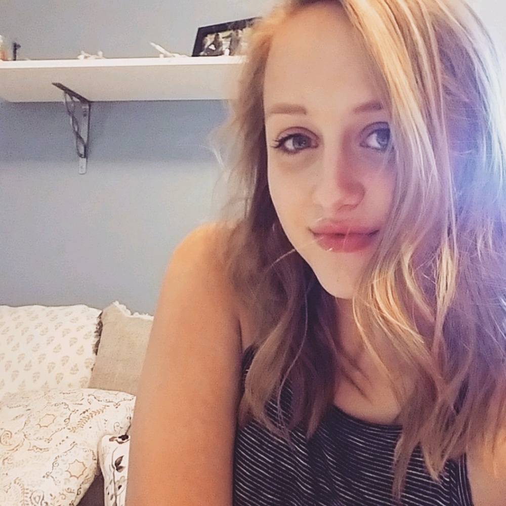 Meet your Posher, Sierra